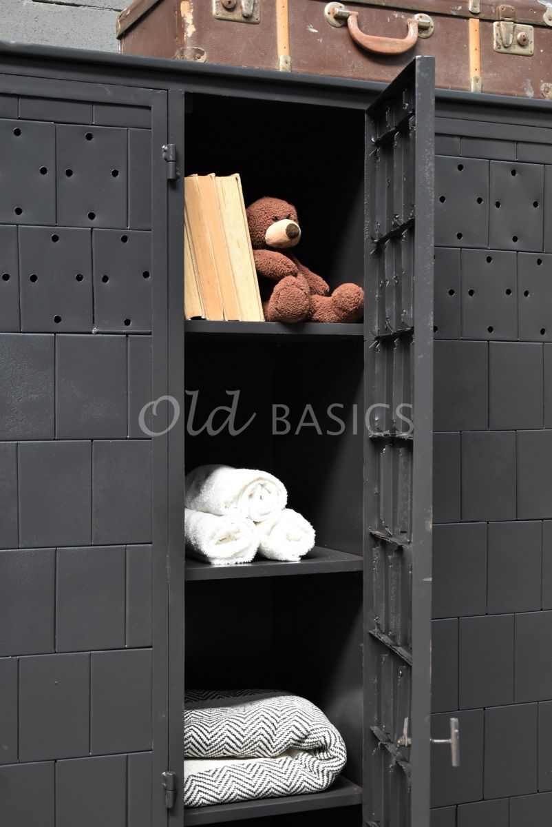 Detail van Lockerkast Cubiquezwartgrijs, zwart, grijs, materiaal staal